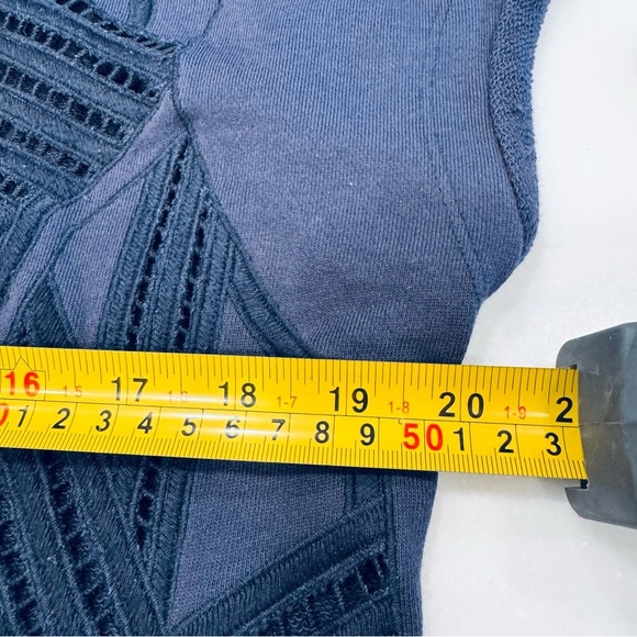 Tibi New York Women’s Embroidered Cut-out Top Cottton Navy Blue Sz Small - Picture 3 of 10